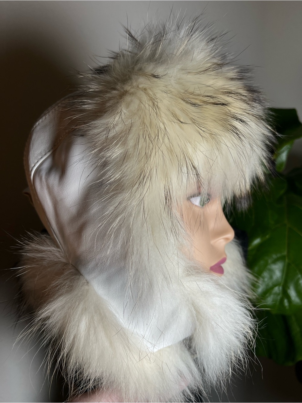 Russian Fur Unisex Trapper Ushanka Snow White Leather Hat REAL FUR Snap Close